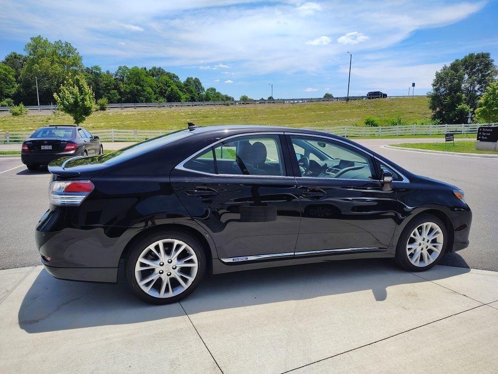Used 2011 Lexus HS 250h Premium FWD image 2