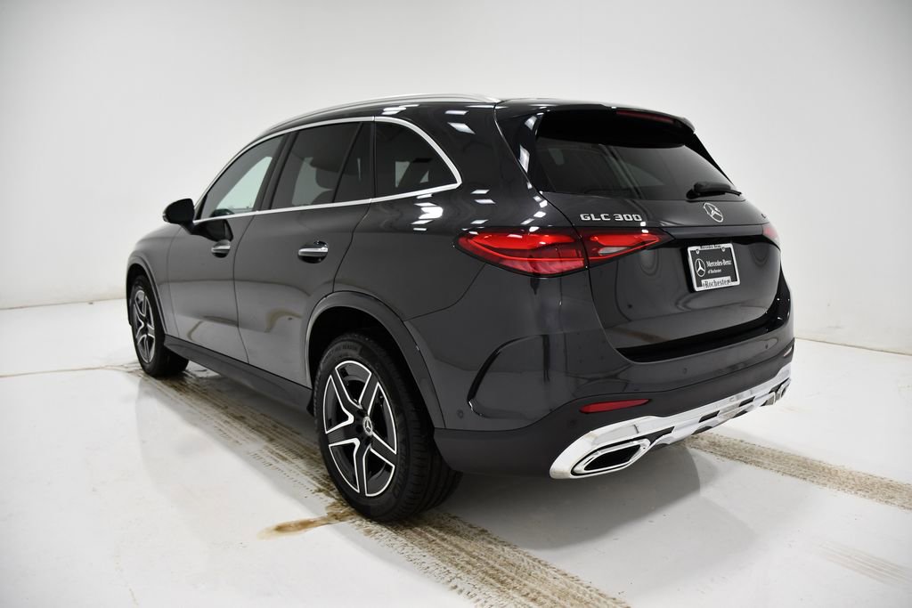 Certified 2025 Mercedes-Benz GLC 300 4MATIC image 3
