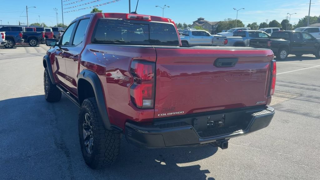 Used 2024 Chevrolet Colorado ZR2 AWD/4WD image 5
