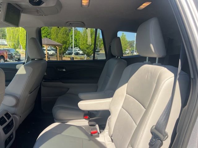 Certified 2019 Honda Pilot Touring image 20