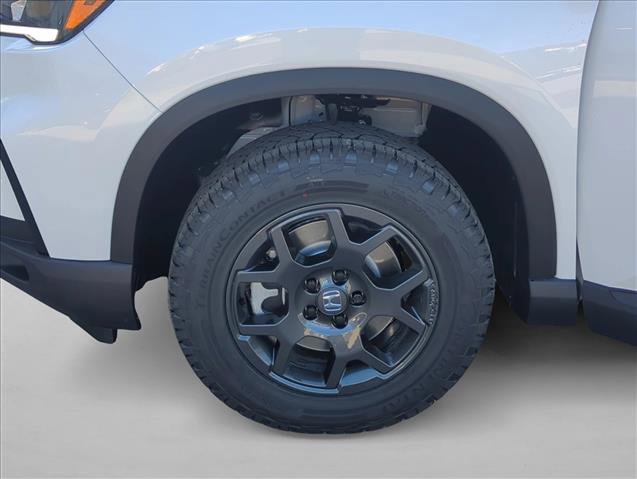Used 2025 Honda Pilot TrailSport image 13