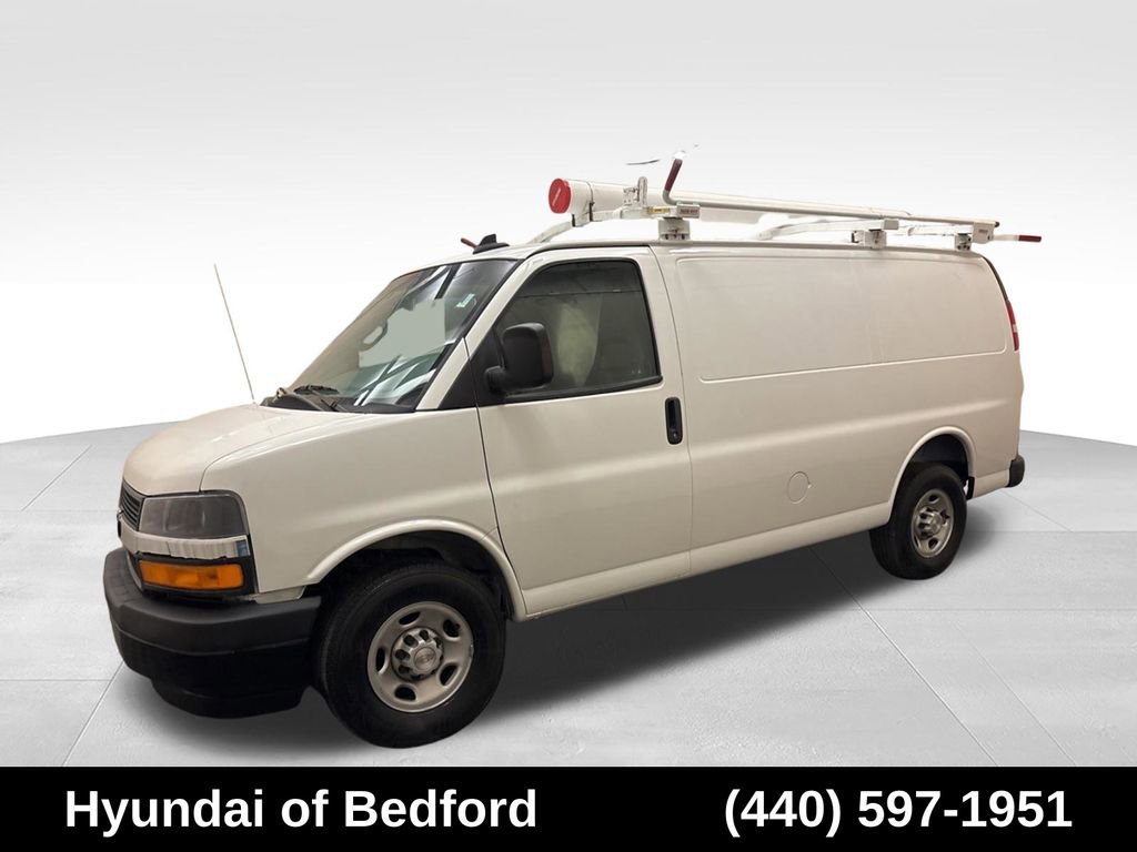 Used 2023 Chevrolet Express 2500 w/ Driver Convenience Package RWD image 9
