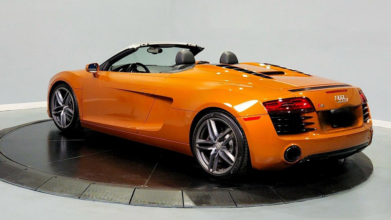 Used 2015 Audi R8 V8 w/ Full Leather Package image 9