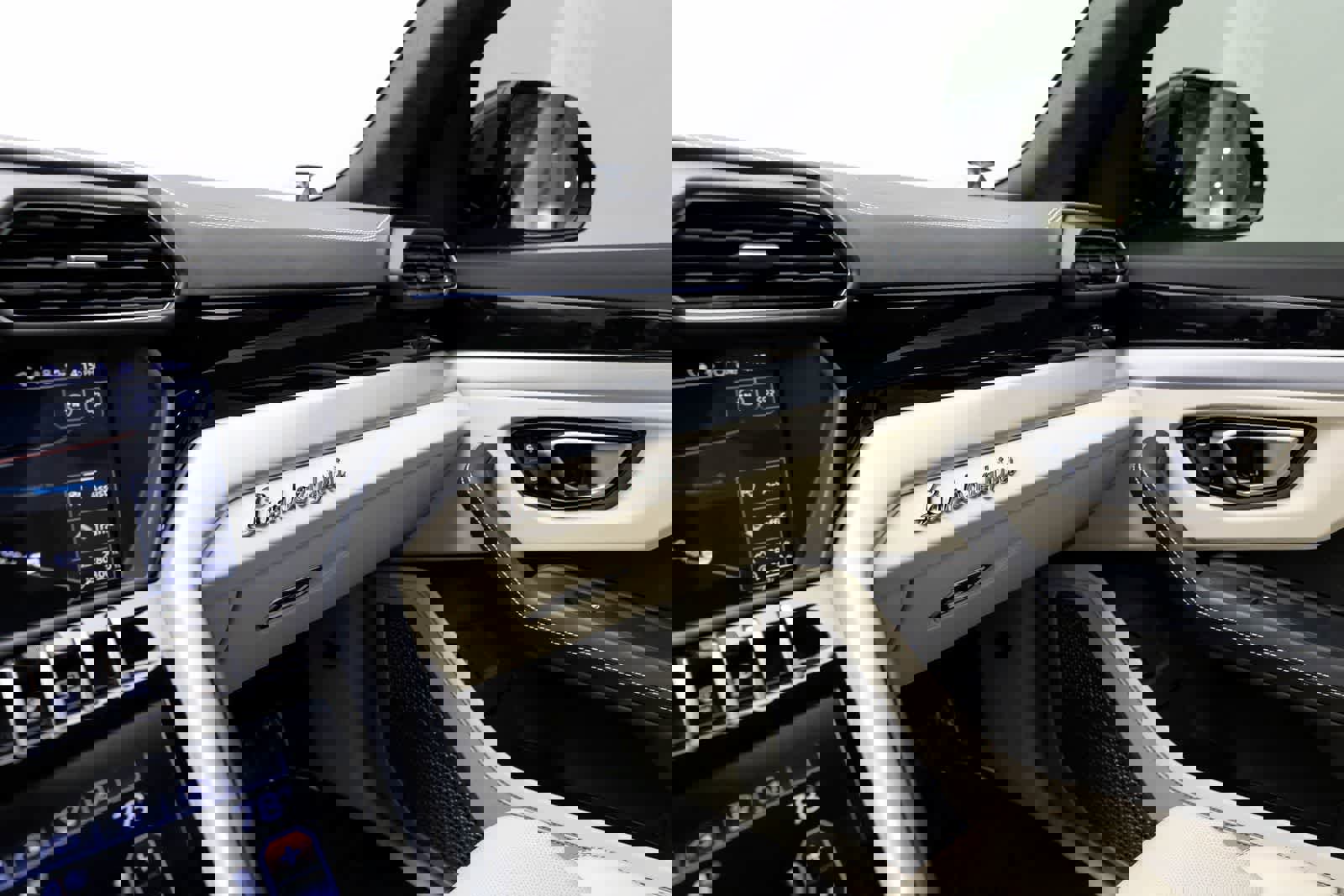 Used 2019 Lamborghini Urus image 41