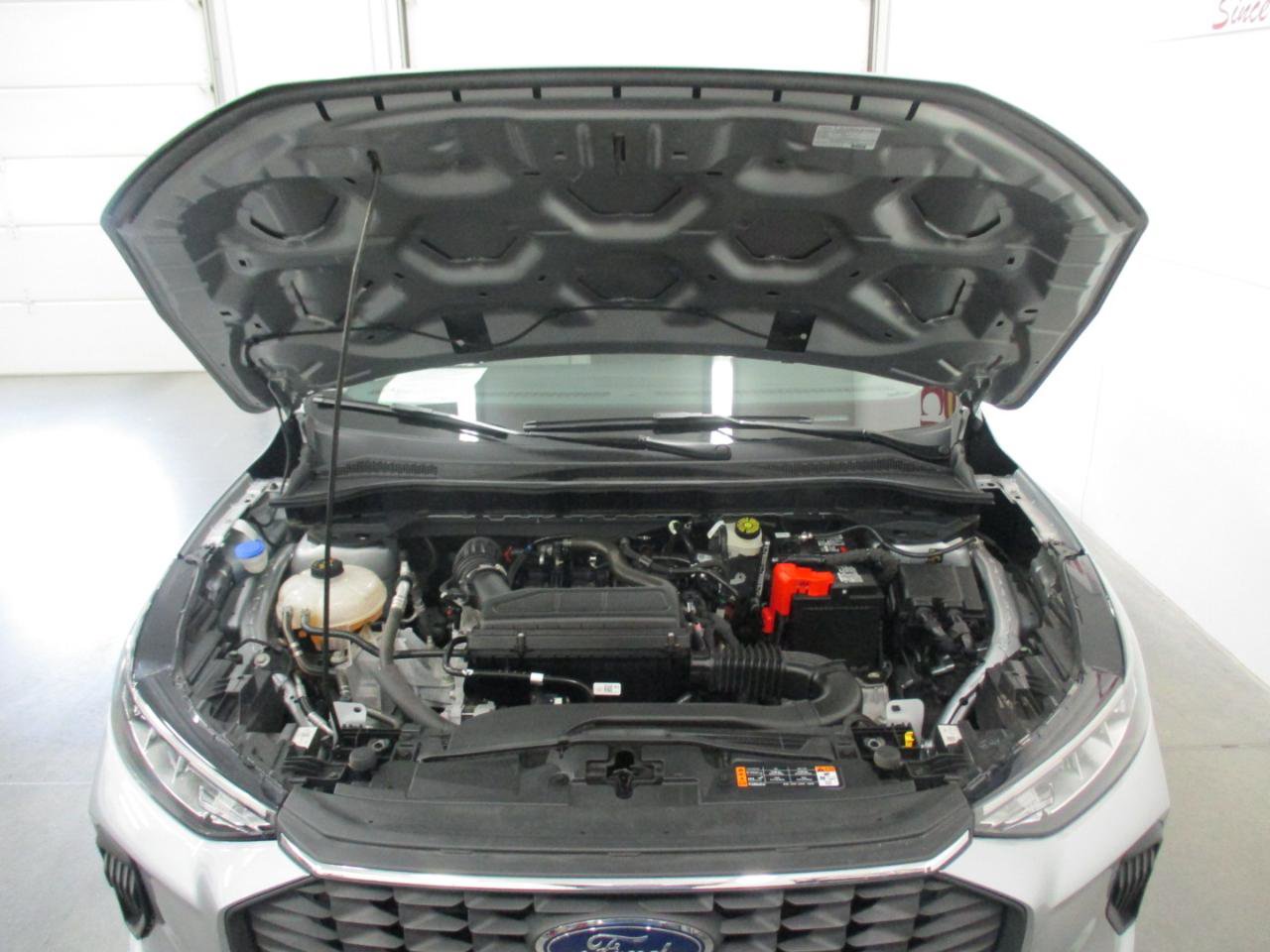 Used 2023 Ford Escape Active image 29