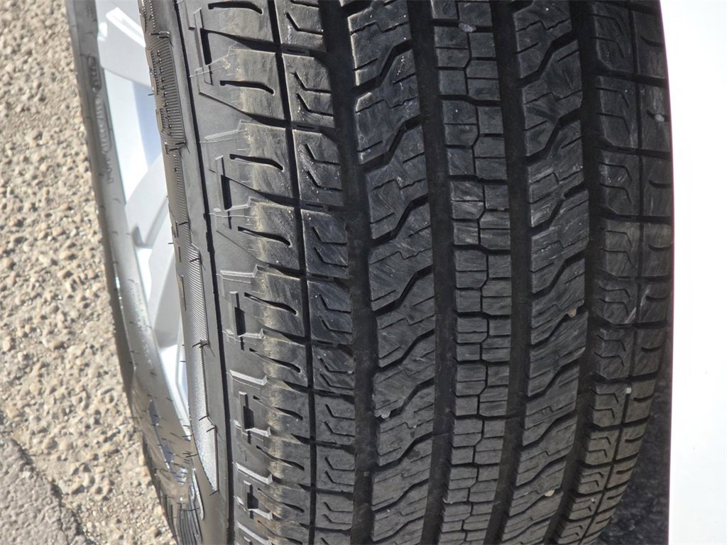 Used 2022 Chevrolet Colorado LT w/ Fleet Safety Package image 12