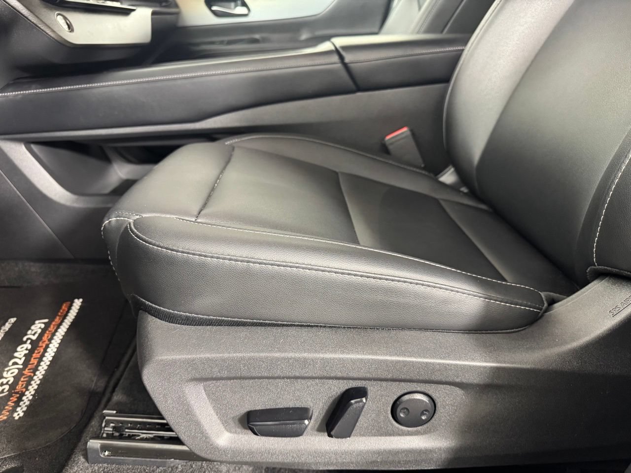Used 2025 Nissan Murano SL AWD/4WD image 11