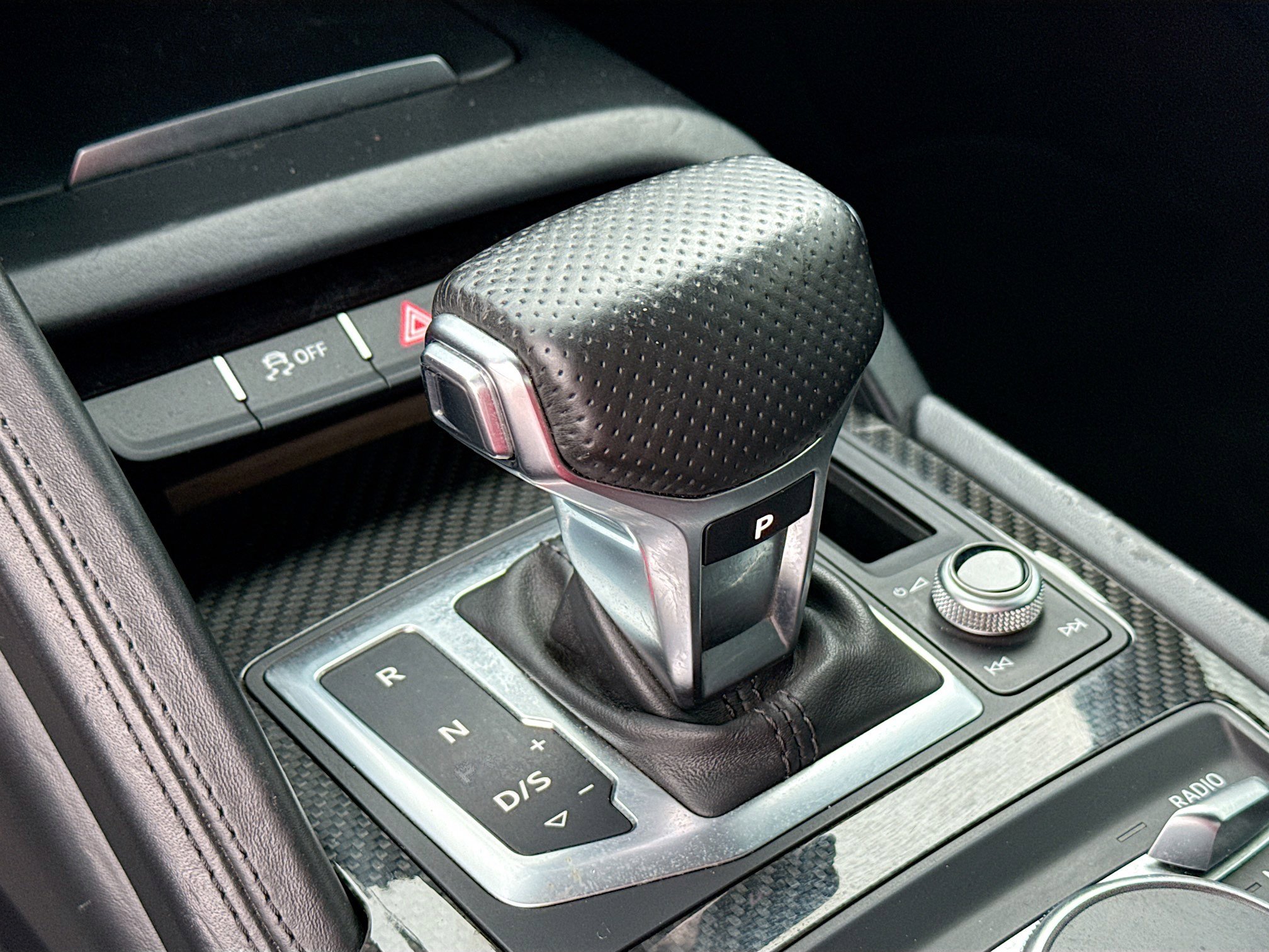 Used 2017 Audi R8 V10 image 24