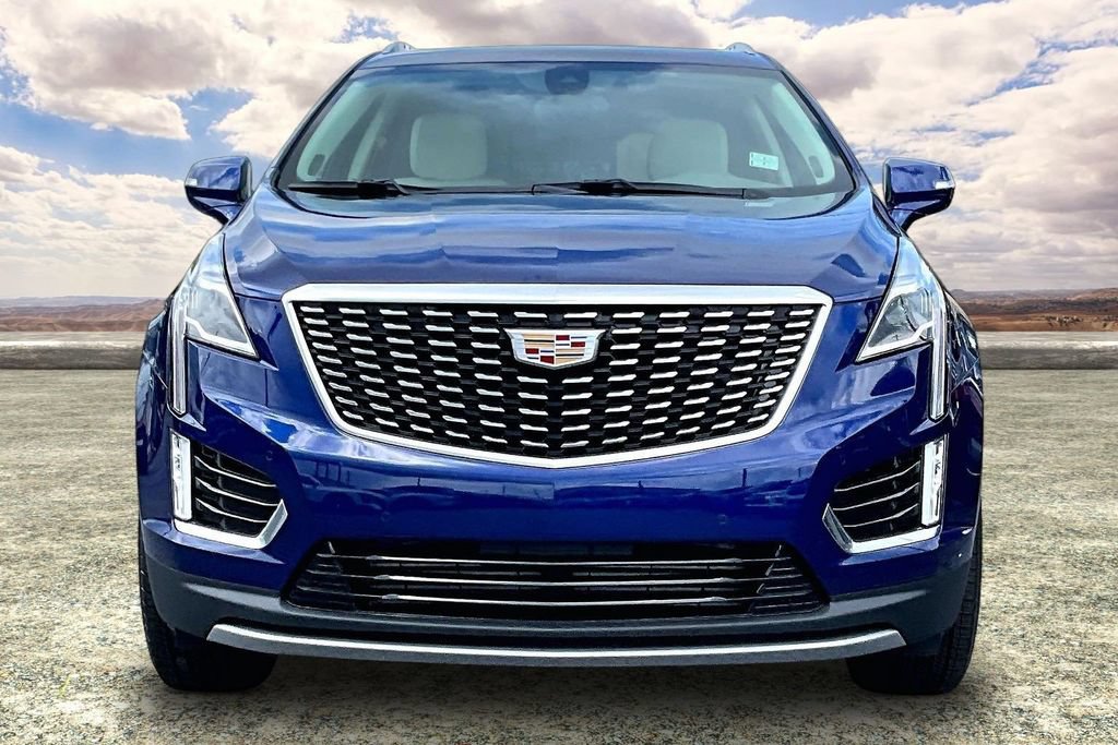 Certified 2025 Cadillac XT5 Premium Luxury FWD image 2