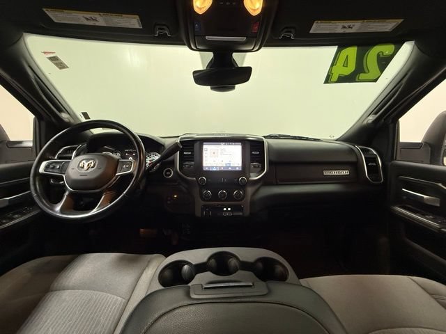 Used 2024 RAM 3500 Big Horn AWD/4WD image 14