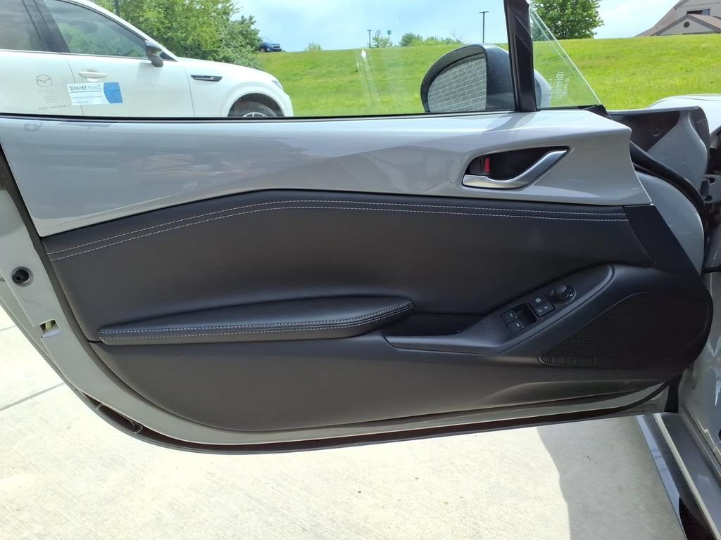 New 2026 MAZDA MX-5 Miata Grand Touring w/ Appearance Package RWD image 11