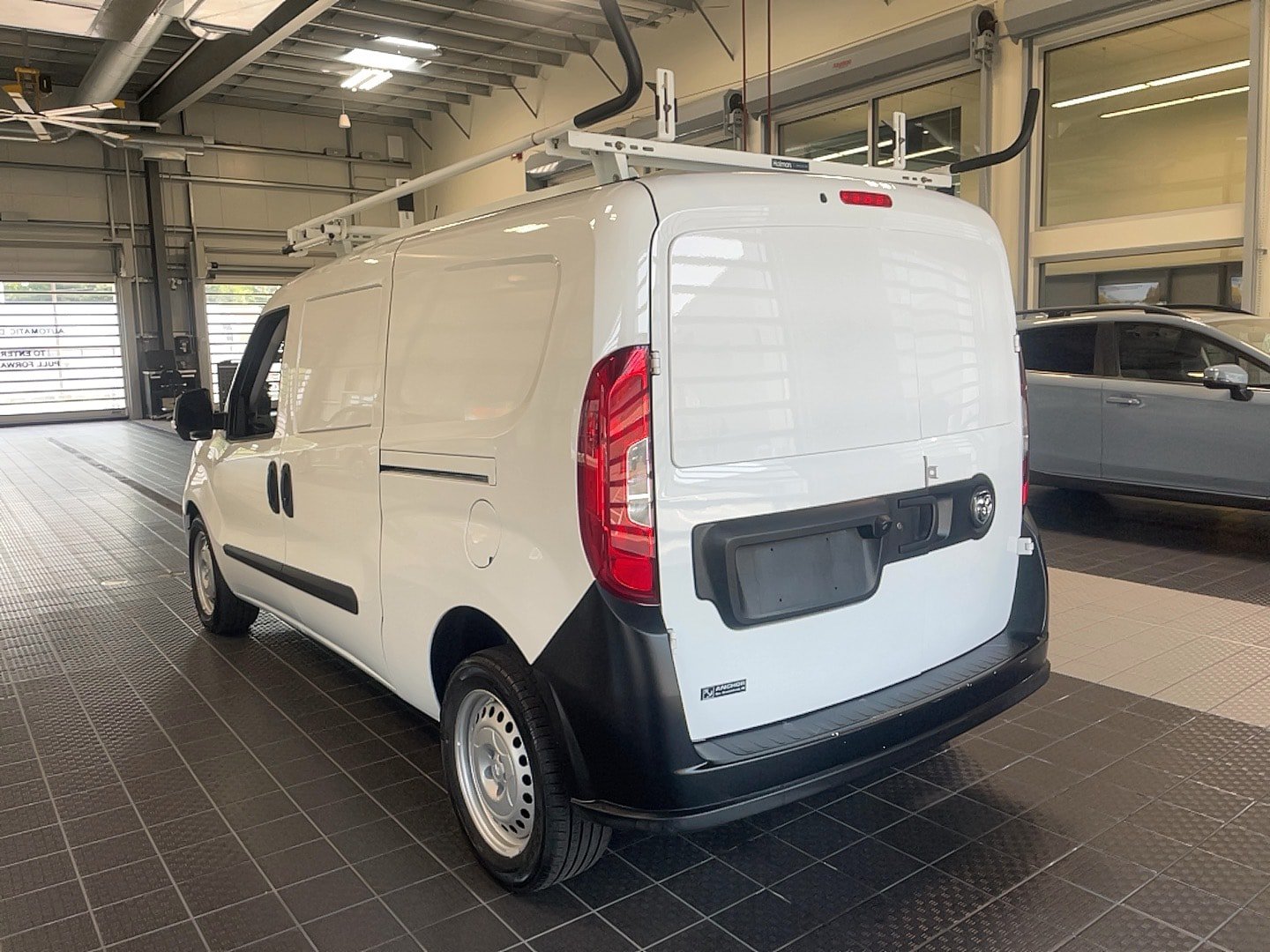 Used 2022 RAM ProMaster City Tradesman FWD image 8