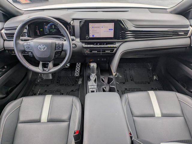 Used 2025 Toyota Camry SE AWD/4WD image 14