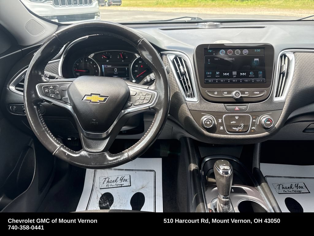 Used 2018 Chevrolet Malibu LT FWD image 17