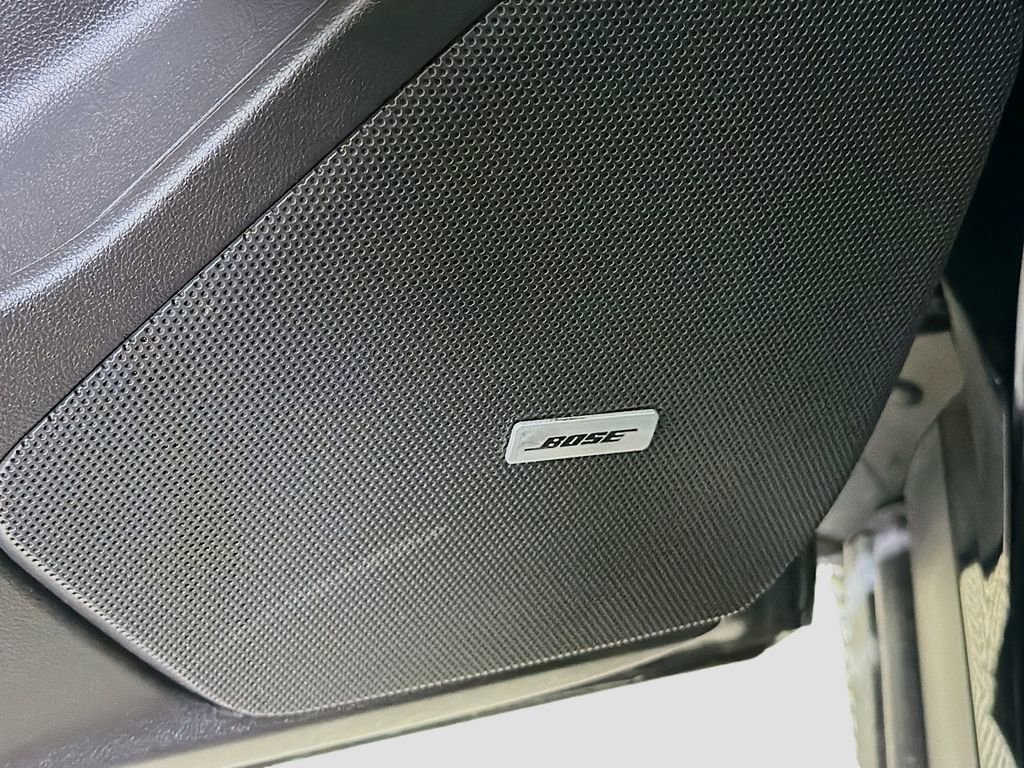 Used 2023 Cadillac XT6 Premium Luxury image 23