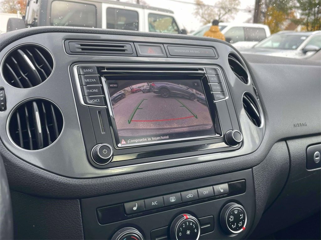 Used 2017 Volkswagen Tiguan Wolfsburg Edition image 29