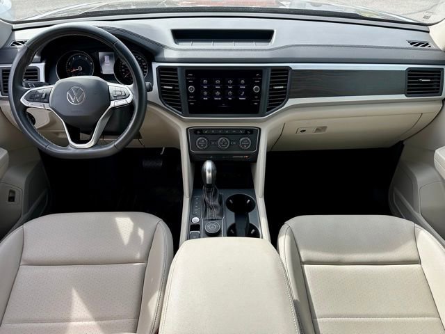 Used 2021 Volkswagen Atlas SE w/ Panoramic Sunroof Package image 17