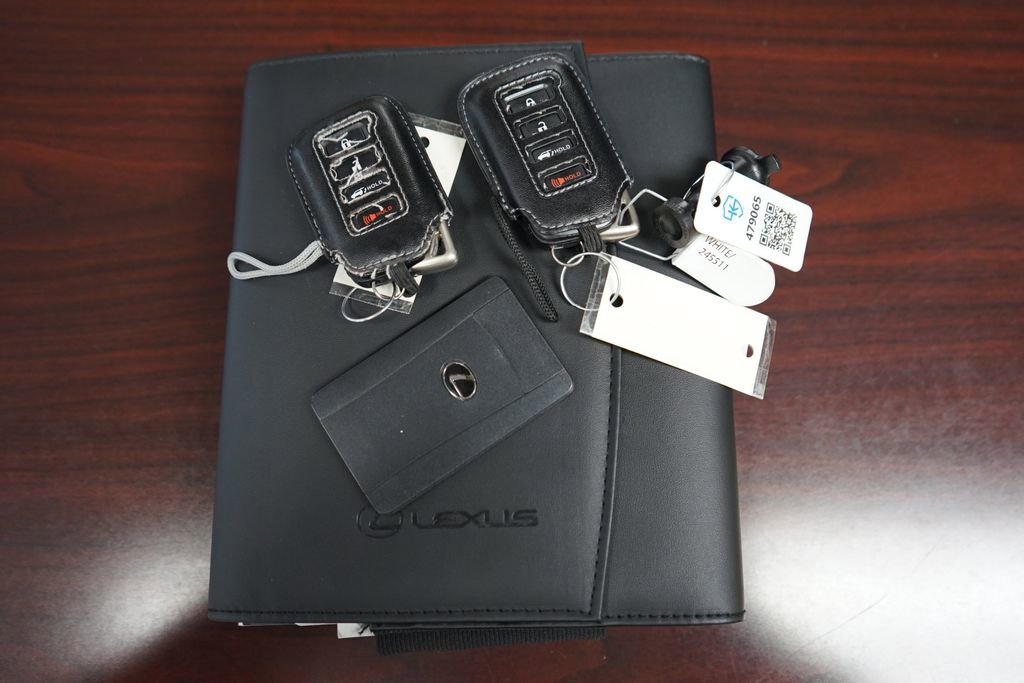 Used 2017 Lexus LX 570 4WD w/ Luxury Package image 77