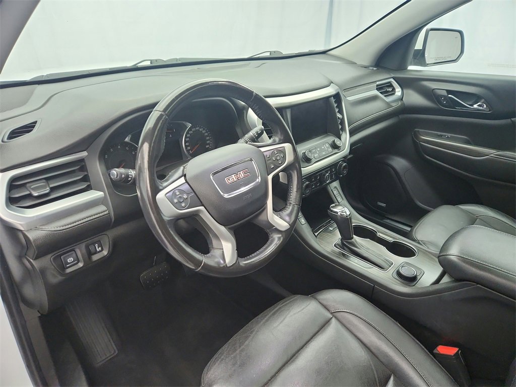 Used 2018 GMC Acadia SLT image 10
