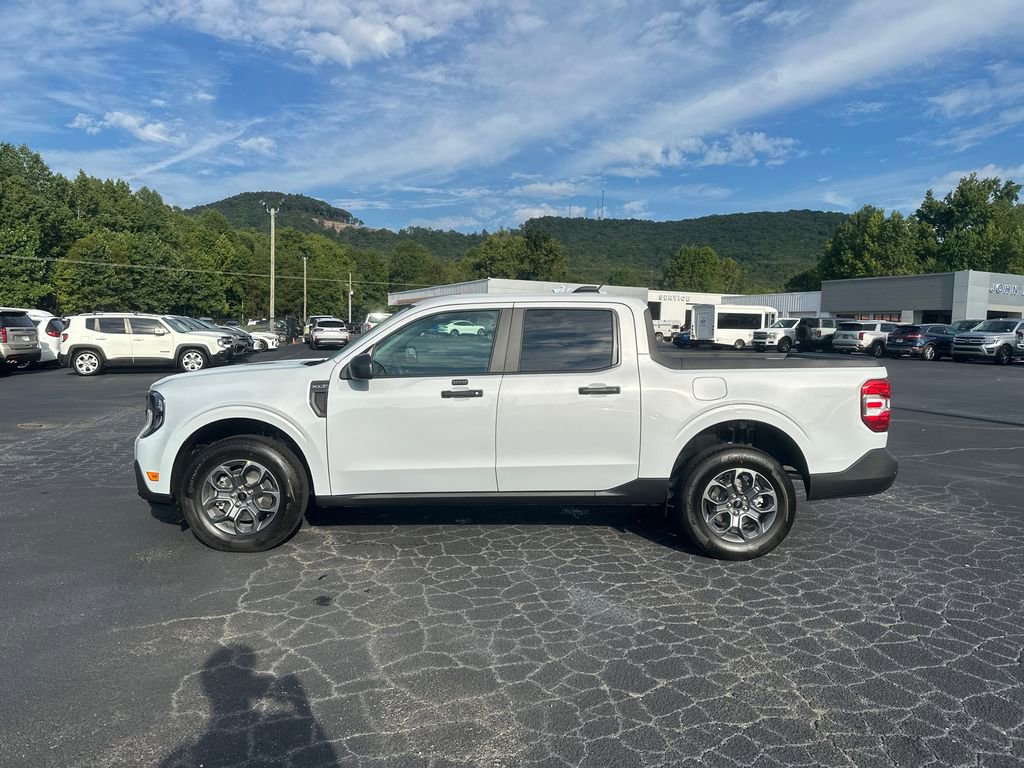 New 2025 Ford Maverick XLT FWD image 8