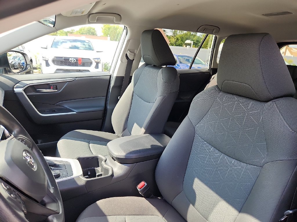 Certified 2024 Toyota RAV4 XLE AWD/4WD image 15