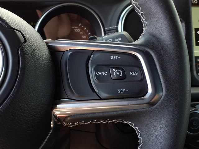 Used 2023 Jeep Wrangler Unlimited Sahara w/ Cold Weather Group AWD/4WD image 22