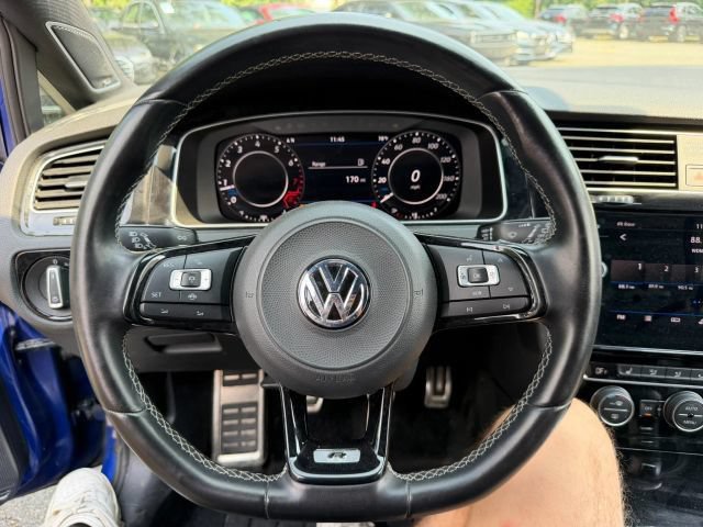 Used 2019 Volkswagen Golf R 4-Door AWD/4WD image 17