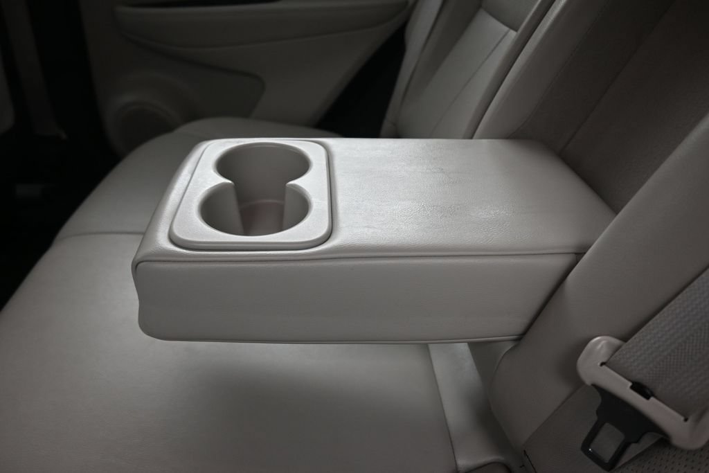 Used 2022 Nissan Rogue Sport SL AWD/4WD image 35