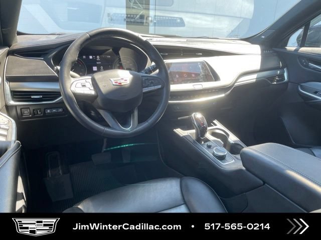 Used 2022 Cadillac XT4 Premium Luxury w/ Technology Package AWD/4WD image 22