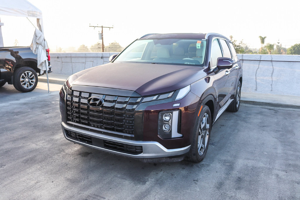 Used 2023 Hyundai Palisade Limited AWD/4WD image 4