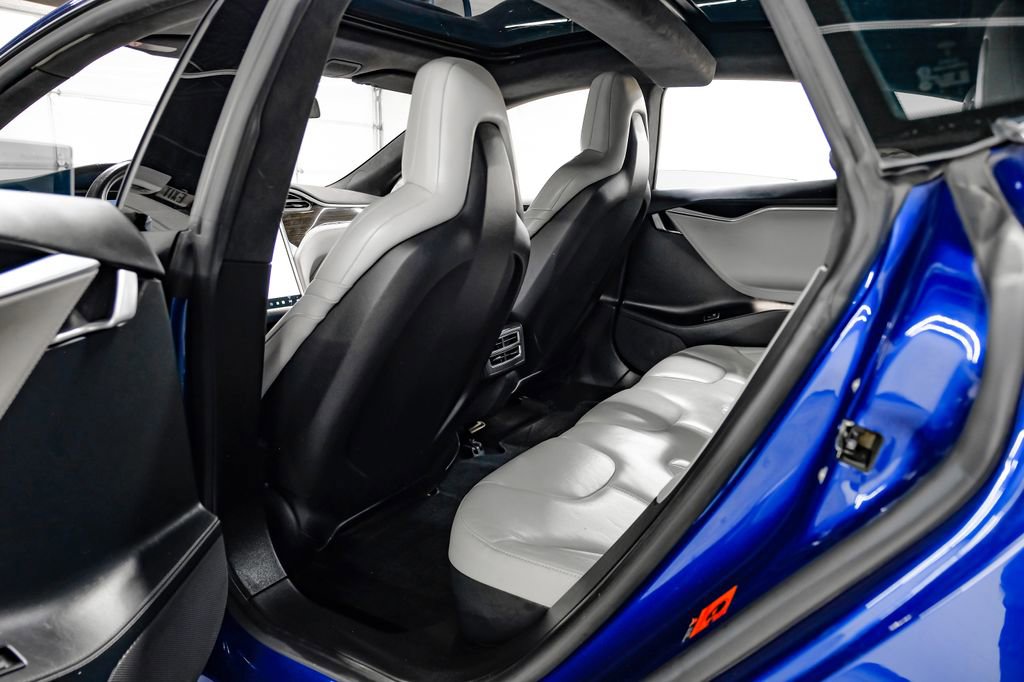 Used 2016 Tesla Model S 70 image 42