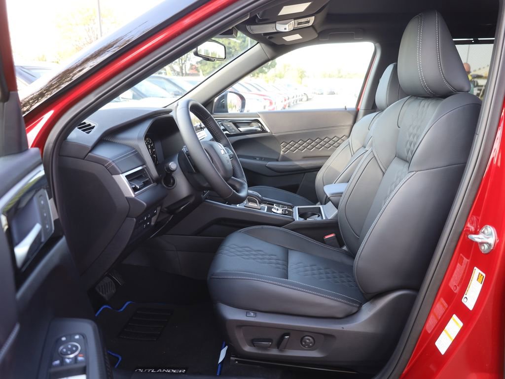 New 2025 Mitsubishi Outlander SEL Black Edition image 32