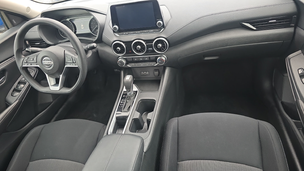 Used 2023 Nissan Sentra SV FWD image 11