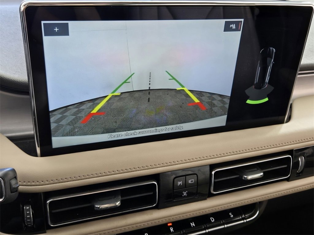 Used 2023 Lincoln Nautilus FWD w/ Premium Package image 18