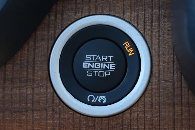 Used 2023 RAM 1500 Limited w/ Body Color Bumper Group image 30