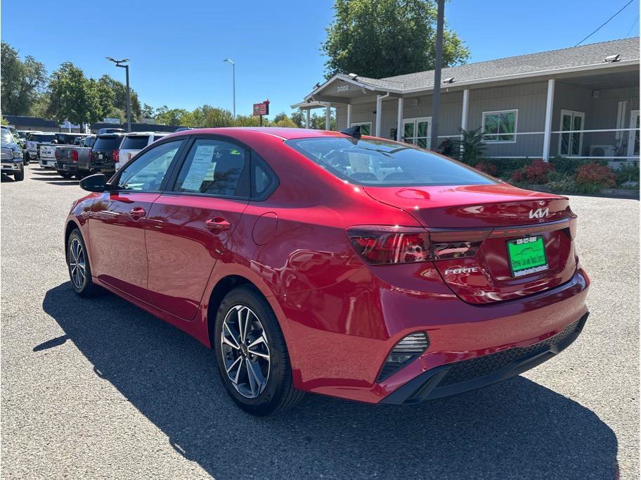 Used 2024 Kia Forte LXS image 5