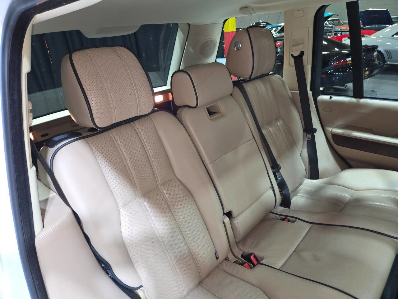 Used 2012 Land Rover Range Rover HSE LUX image 56