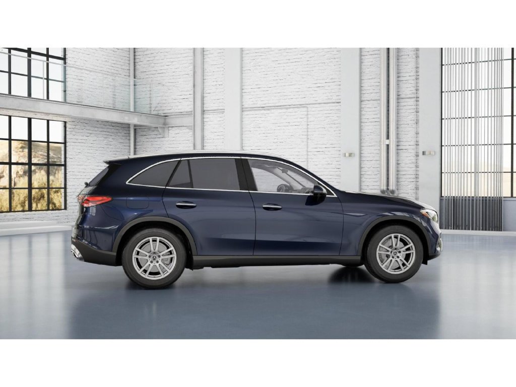 Used 2023 Mercedes-Benz GLC 300 4MATIC image 17