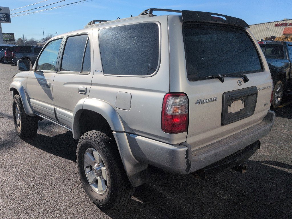 Used 2000 Toyota 4Runner Limited image 4