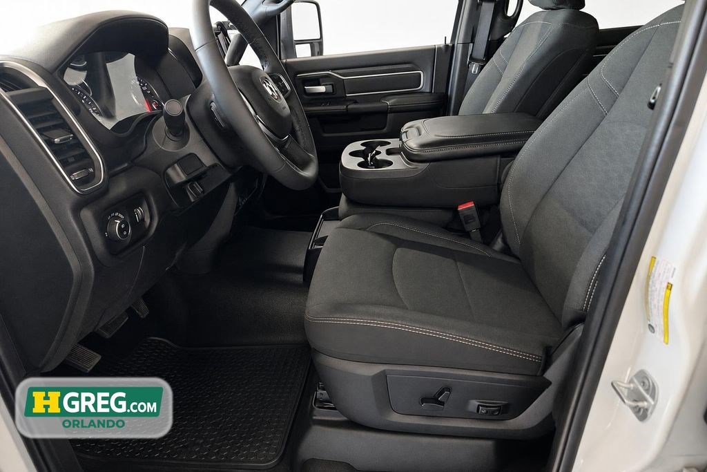 Used 2025 RAM 2500 Big Horn AWD/4WD image 7