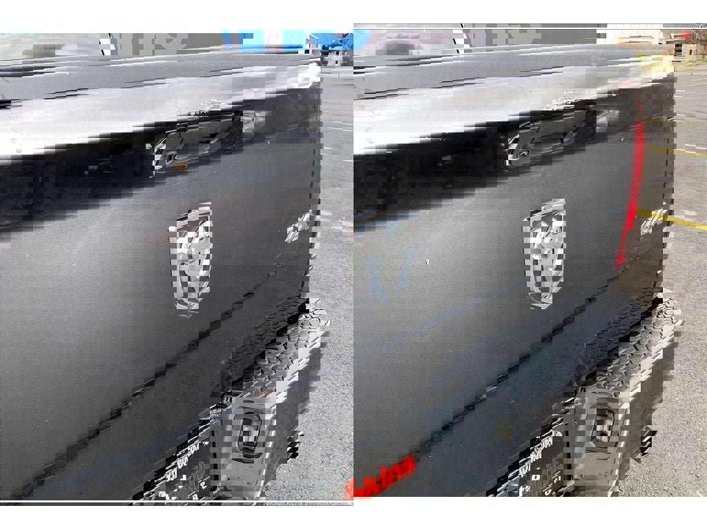 Used 2018 RAM 1500 Express w/ Express Value Package image 30