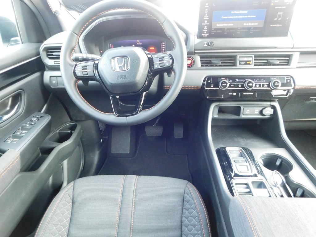 Used 2026 Honda Pilot Sport image 16