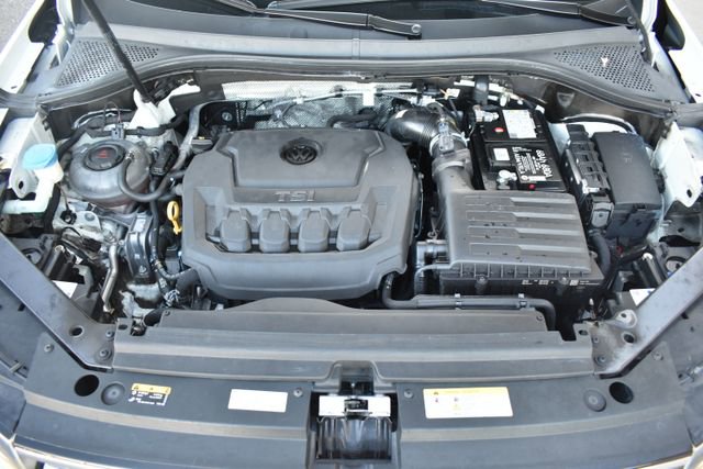 Used 2023 Volkswagen Tiguan SE image 50