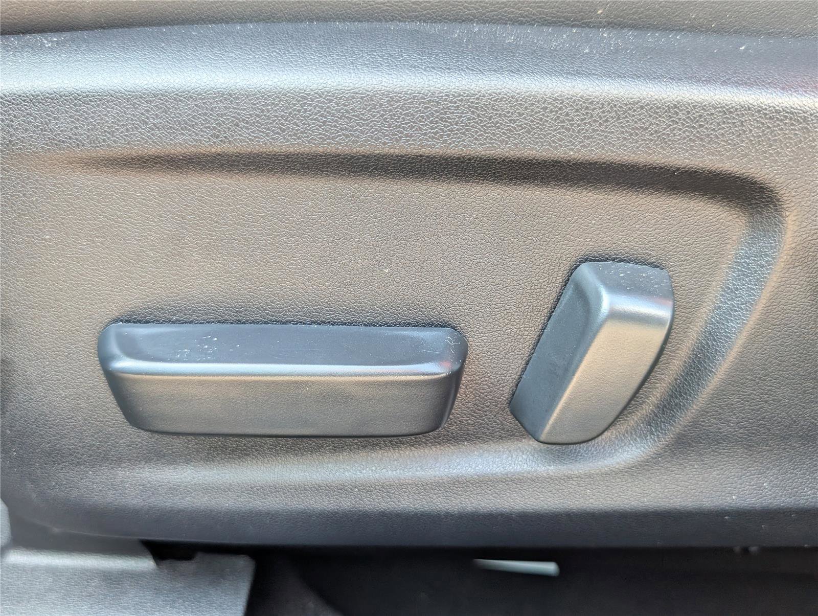 Certified 2025 Lexus IS 300 w/ Comfort Package image 20