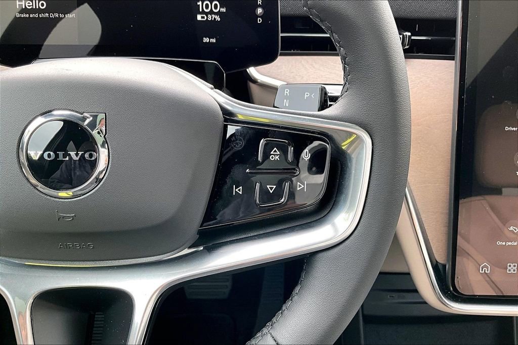 New 2026 Volvo EX90 Plus RWD image 25