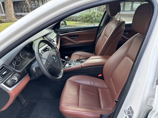 Used 2013 BMW 528i xDrive Sedan image 16