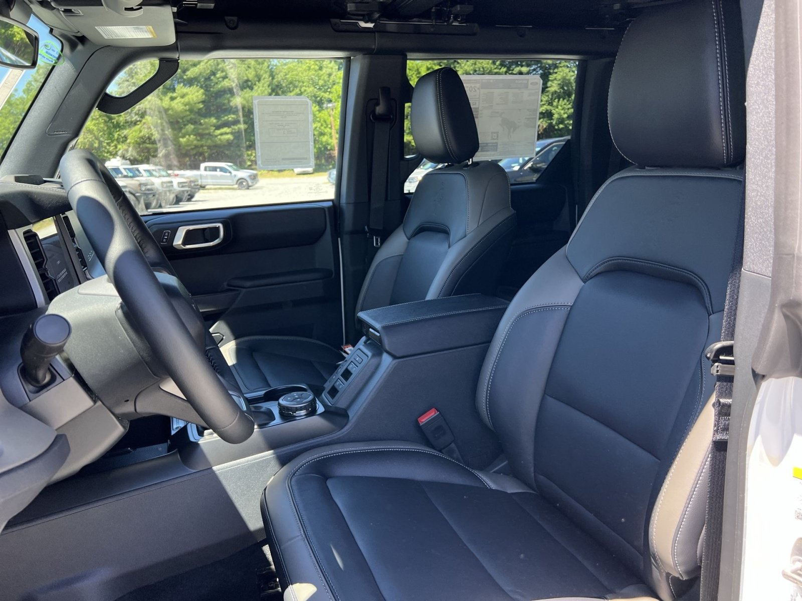New 2026 Ford Bronco Outer Banks AWD/4WD image 13