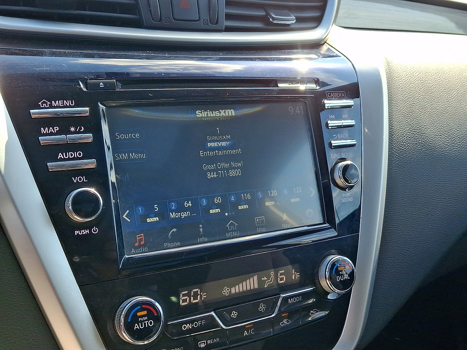 Used 2018 Nissan Murano SV w/ Premium Package image 18