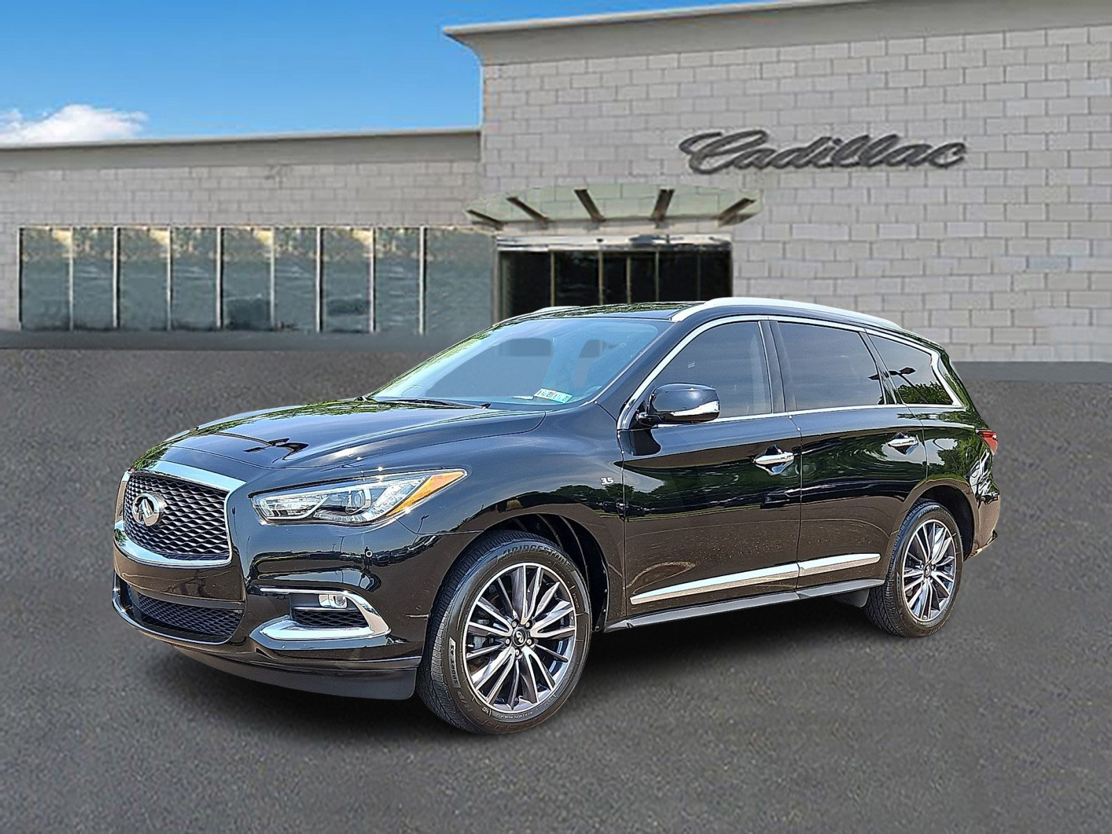 Used 2020 INFINITI QX60 Luxe w/ Essential Package