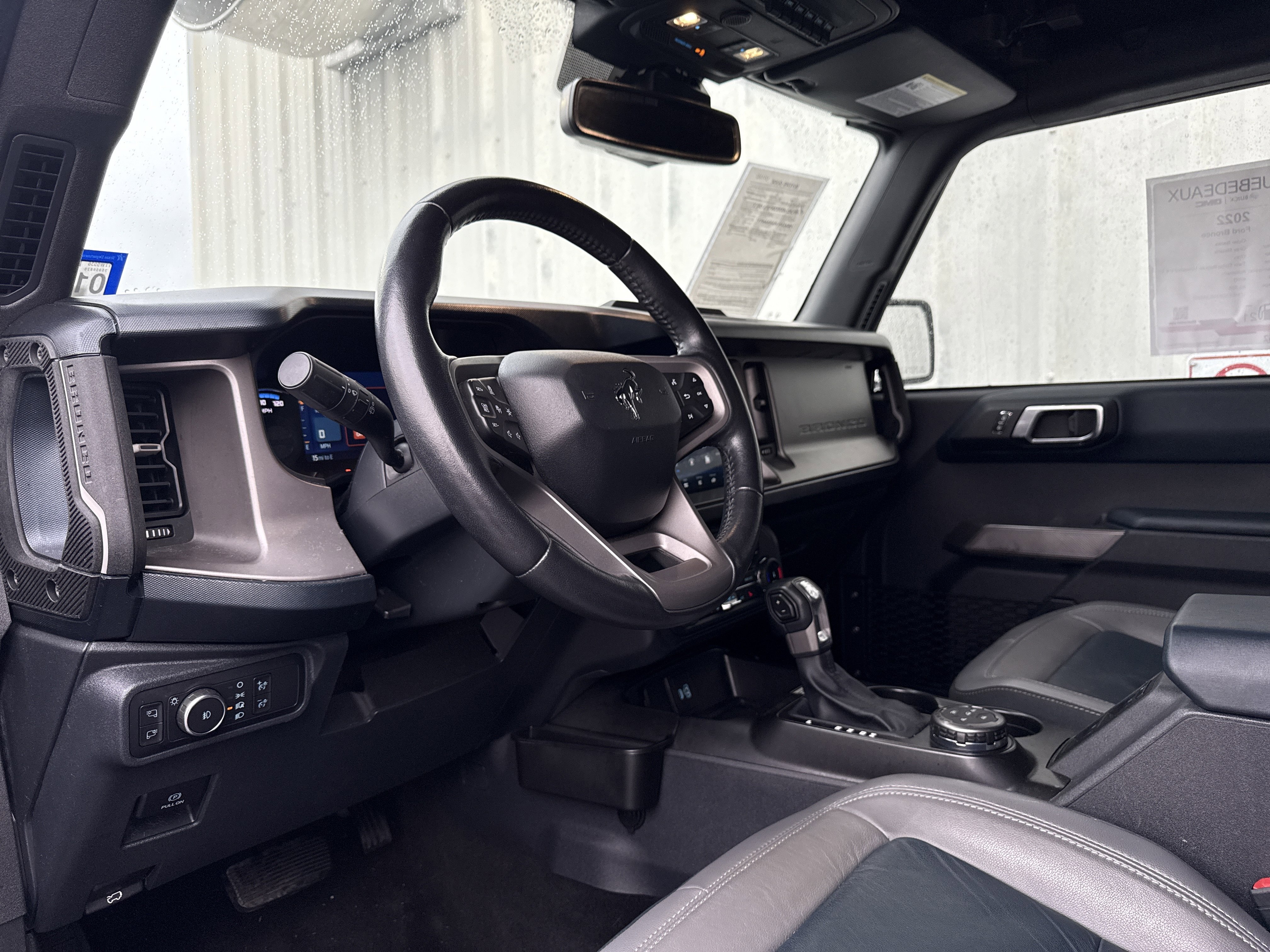 Used 2022 Ford Bronco Outer Banks image 11